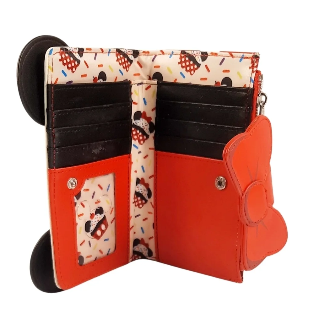 Loungefly DISNEY Minnie Minnie Mouse Sprinkle Cupcake Wallet